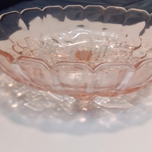 Vintage pink center piece bowl - Picture 3 of 7